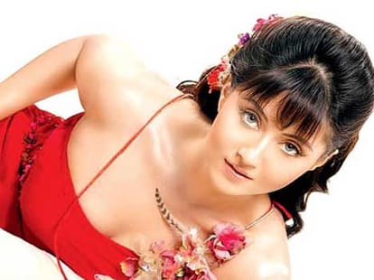 Swastika Mukherjee Caught Shoplifting?