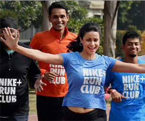 gul panag silent on Internal revolt of aam aadmi party