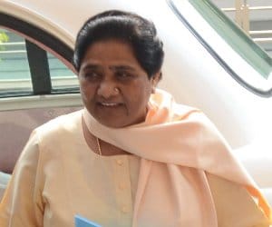 Mayawati makes big changes in BSP.
