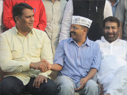 Shoaib Iqbal may join Congress in delhi.