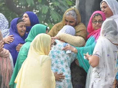 mehram murder, funral