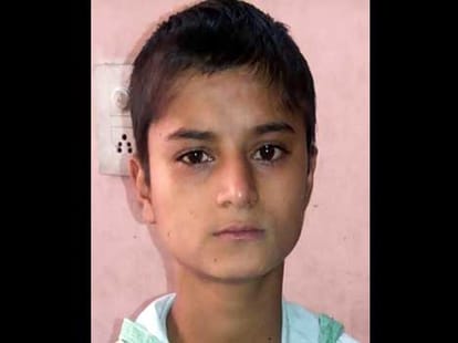 Seven child laborers redeem in Operation Smile ghaziabad.