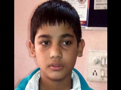 Seven child laborers redeem in Operation Smile ghaziabad.