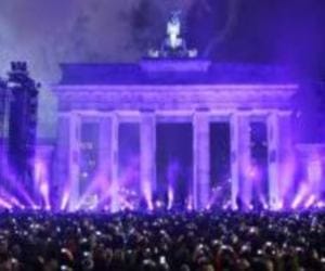 anniversary of berlin wall