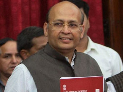 Jayanthi Natarajan left Congress; Letter creates problems for Rahul Gandhi