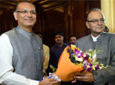 Confident of achieving fiscal deficit target of 4.1 %: Sinha