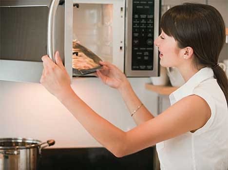 heating food in microwave can harm