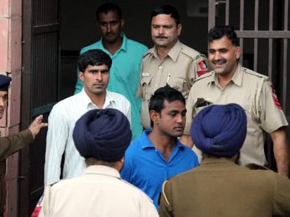 Chandigarh Gangrape Case, Baba Ramdev Exposed Rape Victims Identity