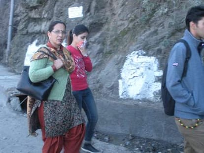 sewage leakage on sanjauli shimla road.