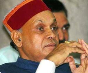 officer reveals name of prem kumar dhumal in VRS case.