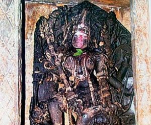 Antique idols stolen from Karnataka temple 