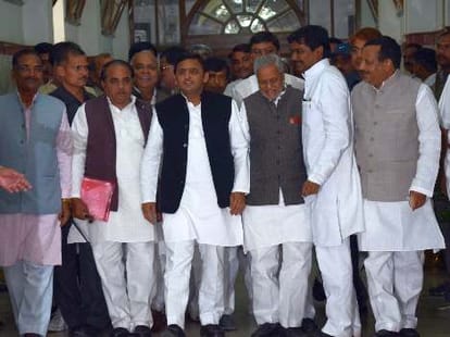 goverment has no fund to give student schlorship.