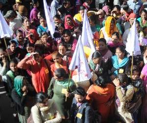 protest in front of dc office shimla.