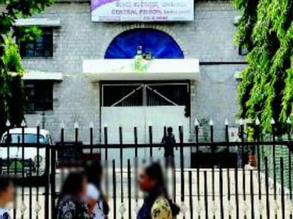 criminals spent comfortable life in Jail.