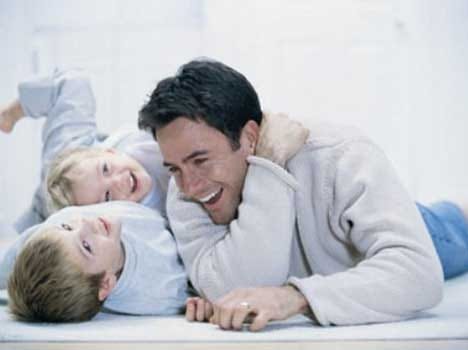 middle aged fathers offsprings are healthier