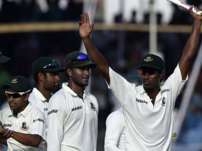skipper Mashrafe Mortaza suffers minor hand injuries in road accident