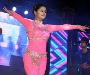 Rashmi Deshai dance.