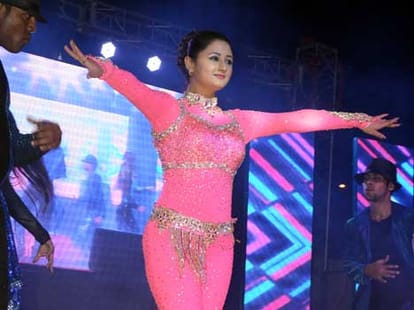 Rashmi Deshai dance.