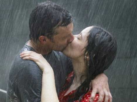 kiss can transfer millions of bacterias