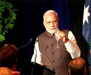 modi will gift mahabodhi tree to nepal pm.