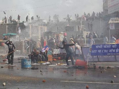10 Reasons behind Haryana Police Failure in Satlok Ashram Sant Rampal Case