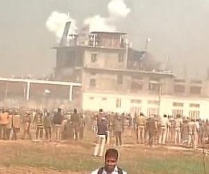 clash between Police and Sant Rampal Supporters six die