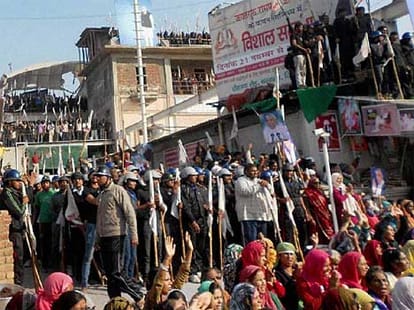 Treason case against sant rampal