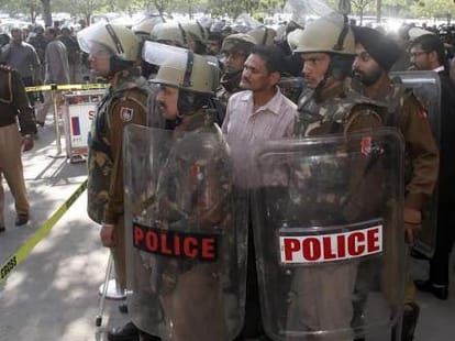 Arms training in dera sacha sauda, Highcourt strict