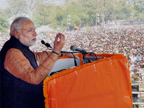 modi roars at opposition at kishtwar