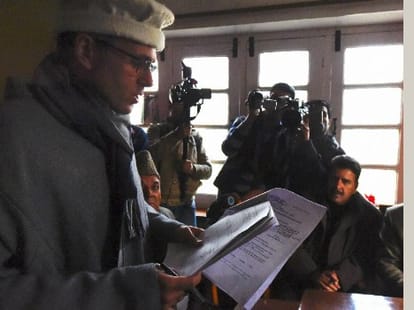 Jammu Kashmir Assembly Election Results 2014 - Omar Abdulla Lost from Sonavar