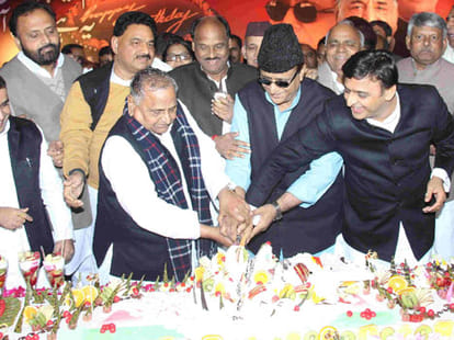one women died during mulayam singh birthday celebration.