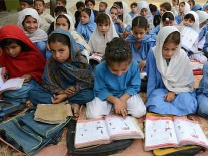 five big problems of pakistan.