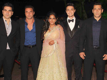 rahul gandhi and jp nadda will participate in marriage at himachal