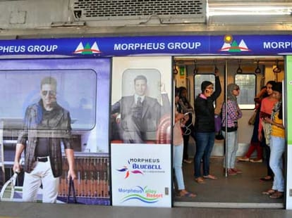 Delhi metro ladies coach talks