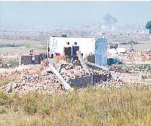 illegal construction dropped  in Kulesra
