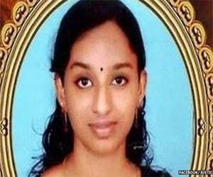 who is responsible for rozi's death?