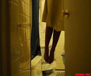 girl done suicide to read i hate u message on mobile.