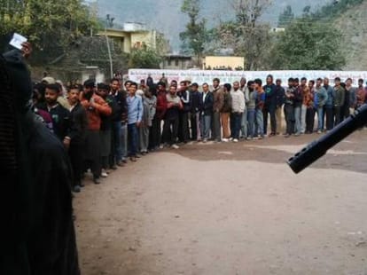 28 school drop-outs, 55 crorepatis contesting in 2nd phase