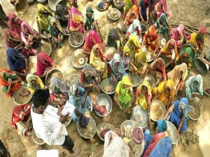 what is problem of narendra modi behid mnrega?