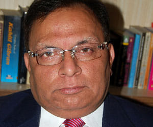 sma kazmi died in accident.