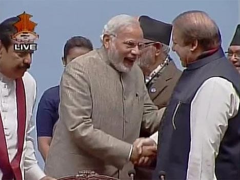 narendra modi, nawaz sharif exchange pleasantries during saarc retreat in Nepal 