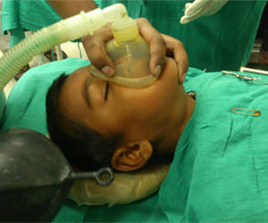 doctors saved 7 year old kid