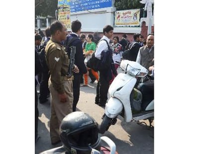 Police men are doing officers personal work.