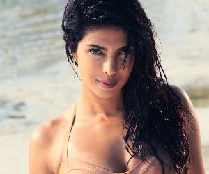  i wear old cloth of priyanka chopra