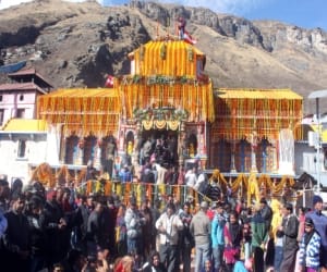 badrinath temple in mumbai.