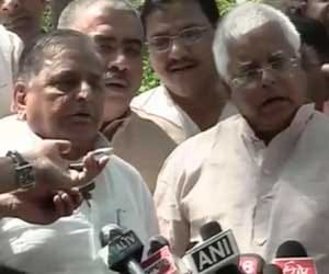 mulayam singh said lalu is always in our relation.