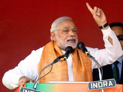 prime minister narendra modi advocates for 'SMART' policing at DG's conference.