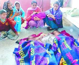 women in nasbandi camp dharampur Mandi Hospital.