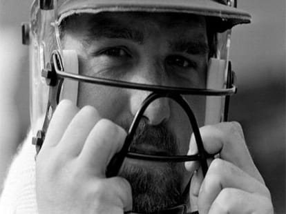 Can helmet save life of player?
