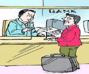 bank manager cheated farmers.